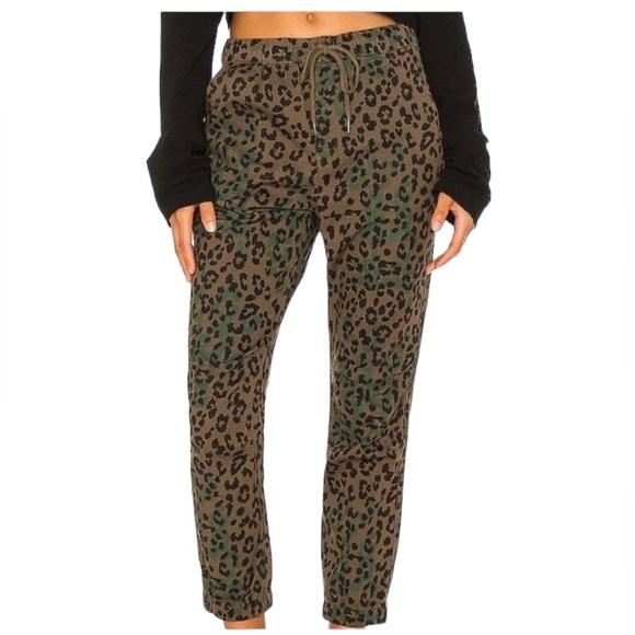 Pam & Gela Jaguar Leopard Jogger Pants Size Small - Picture 5 of 15